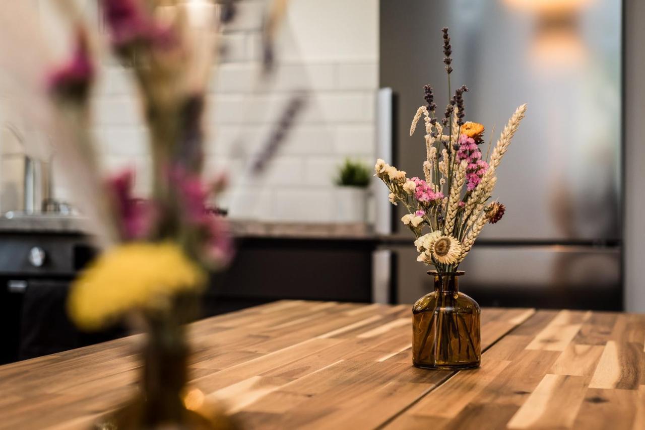 Holiday home Host & - The Roscoe Coach House *