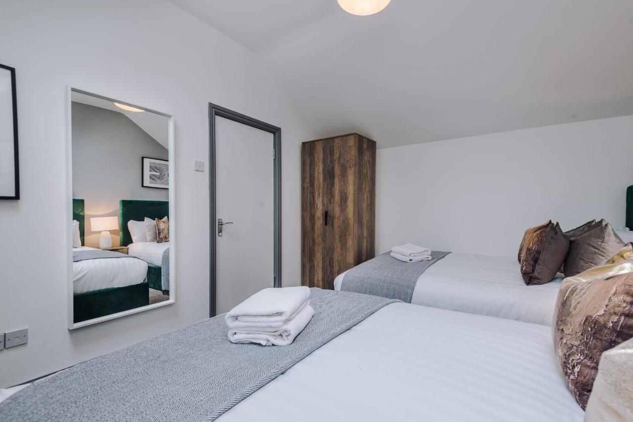 Holiday home Host & - The Roscoe Coach House *